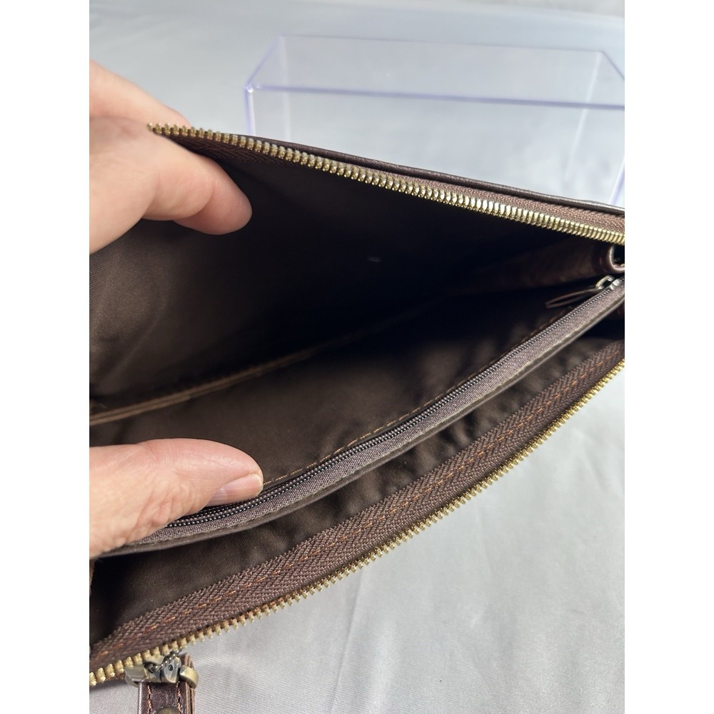 Tignanello Brown Leather Wristlet Clutch Wallet Organizer Zip Around Pebbled - Picture 5 of 9